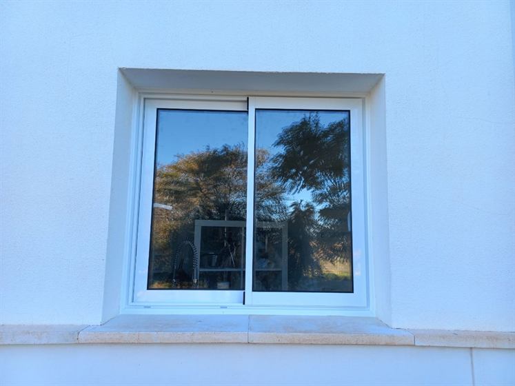 Zweiflügeliges Aluminium-Schiebefenster